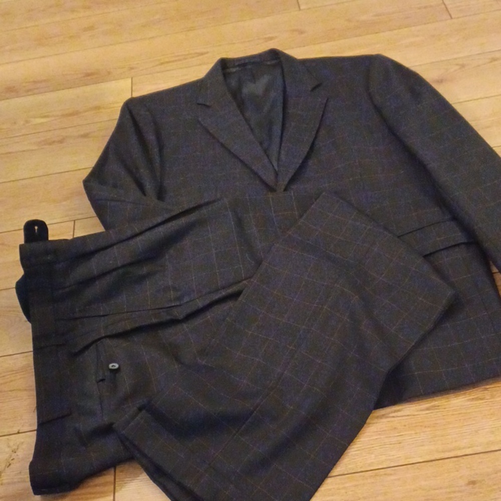 Milano Fashions Men's Windowpane Brown 2pc Cashmere Suit EUC